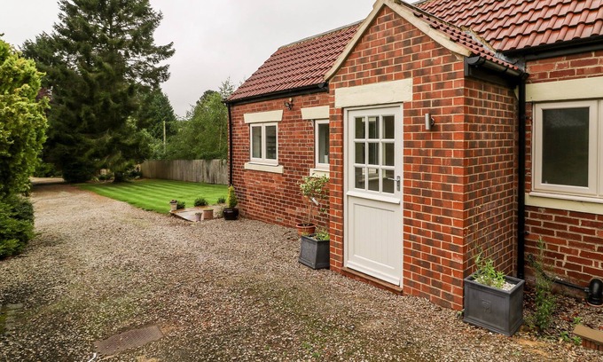 Ripley Cottage | The Cottage, Wormald Green, BURTON LEONARD