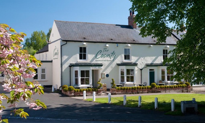 Newton Aycliffe Maison | The County