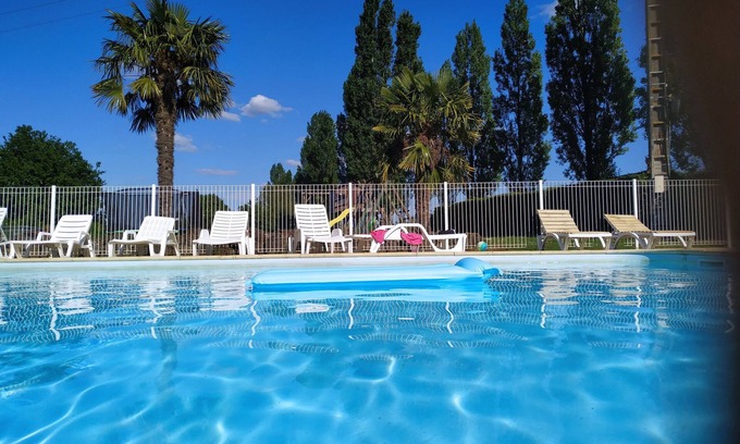 Monsireigne Cottage | Le Maison de La Cour à 25kms du Parc Puy du Fou