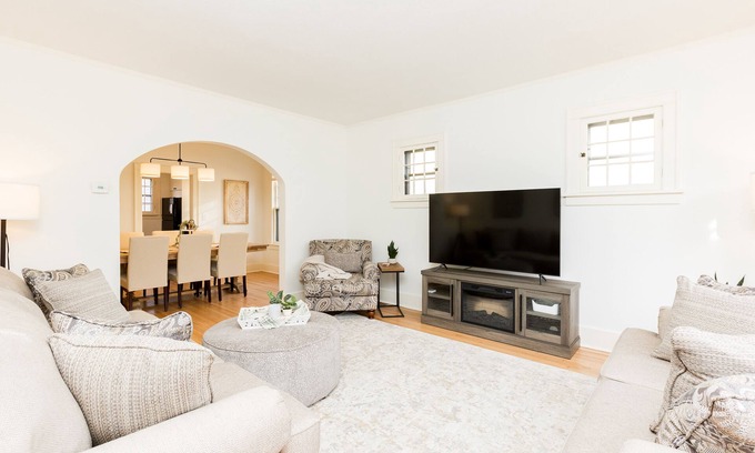 Kutzky Park Maison | The Craftsman