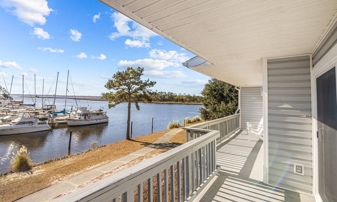 Fairfield Harbour Copropriété | The Crow's Nest