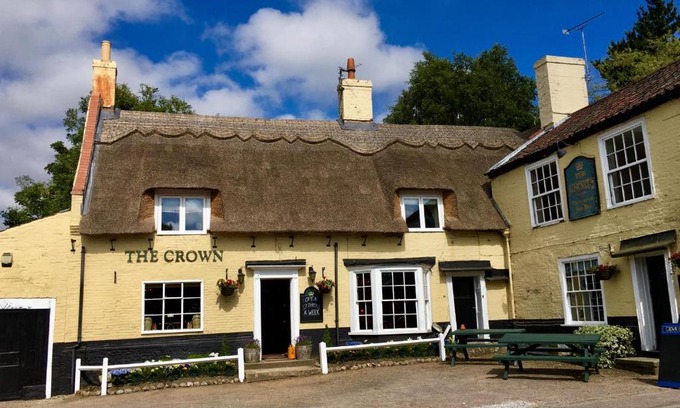 Smallburgh Lit Et Petit-Déjeuner | The Crown Inn