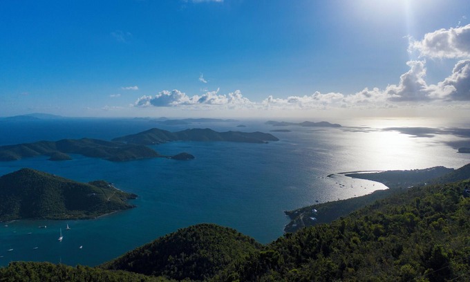 Estate Carolina Villa | Les meilleures vues ABSOLUES de l'ensemble des îles Vierges et de Porto Rico!