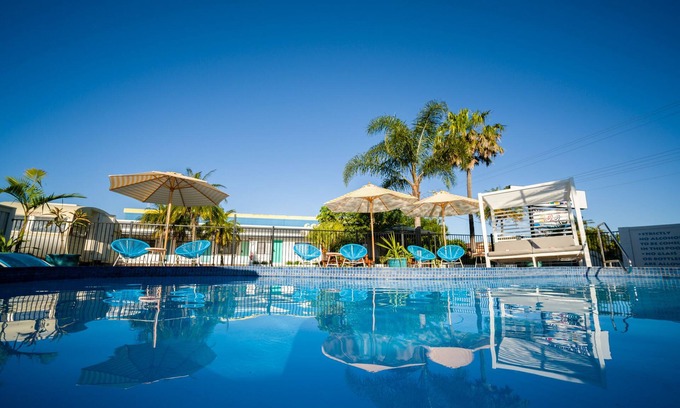 Ballina Hôtel | The Cubana Ballina