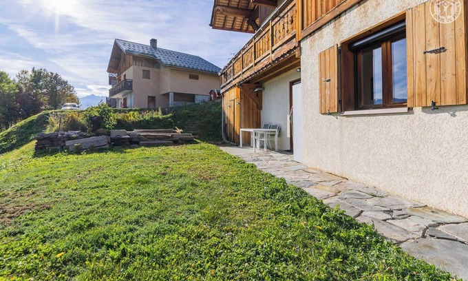 La Lechere Maison | LA CABANE AUX LOUVETEAUX