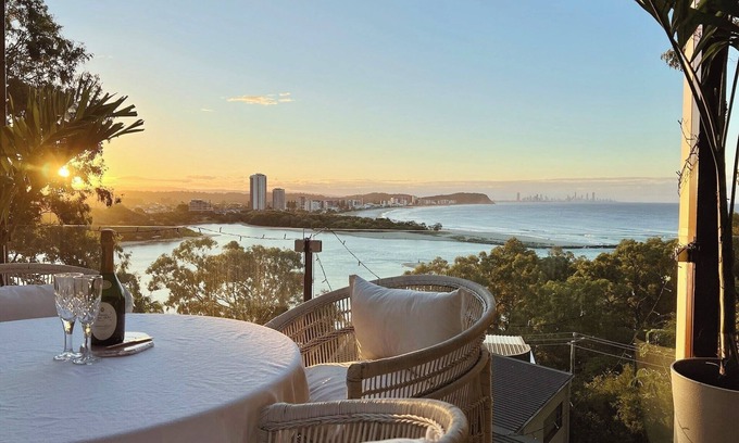 Currumbin Maison | The Currumbin Treehouse - Sauna/Ice bath/Float tank/Pool/Spa. Secluded retreat!