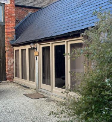 Lechlade Maison | The Dairy Cotswolds Cottage Farm With Pool