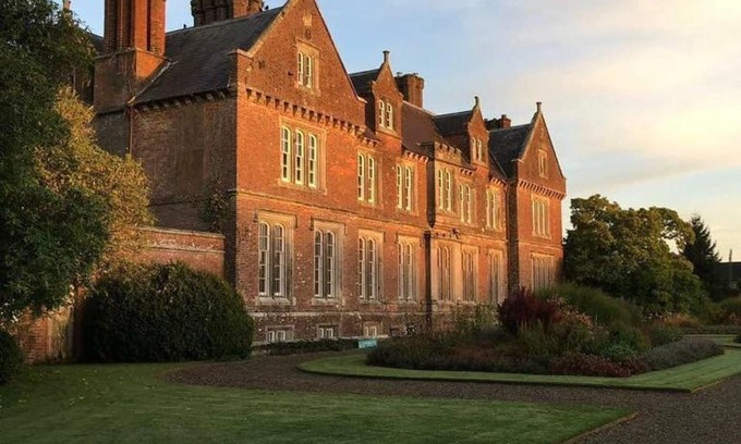 Ballyedmond Maison | The Dairy Cottage at Wells House, Wexford