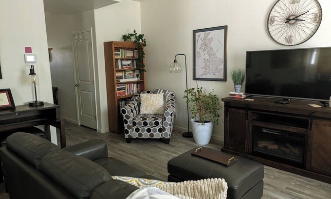 Grand Junction Maison | The Dairy Retreat: Private + New + Espresso + Pets