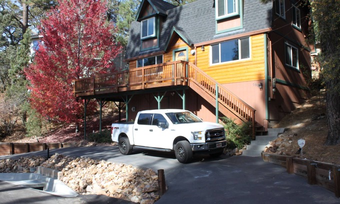 Moonridge Cabine | "The Deck at Moonridge" Huge Deck With View! Clean. Close To Slopes!