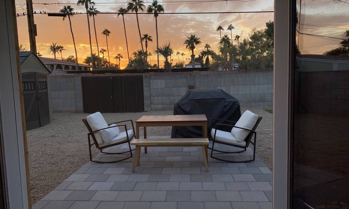 Tempe Maison | The Desert Farmhouse /Relaxing getaway close 2 everything Scottsdale and Tempe