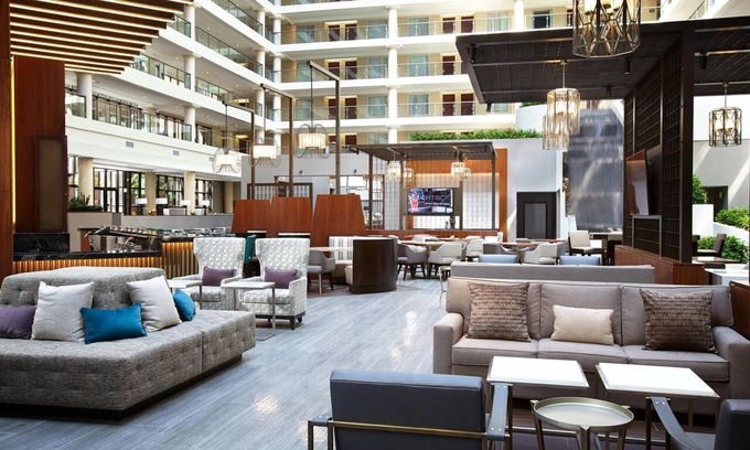 West End Station Balnéaire | The District by Hilton Club - 2 Bedroom Sleeps 6 just steps from Georgetown