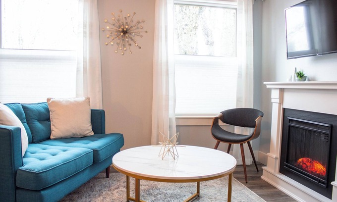 McMinnville Appartement | The Douglas on Third Owner's Suite: Adorable appartement sur Downtown 3rd Street