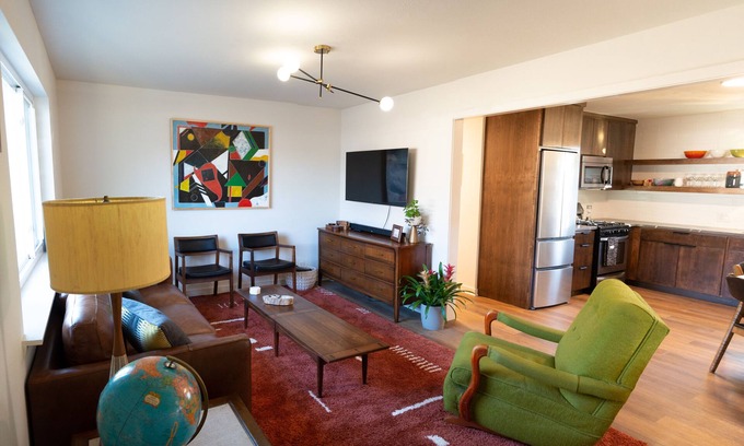 Downtown Maison | The Downtown Digs