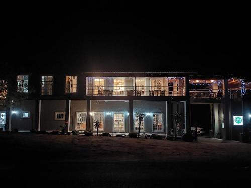 Maruleng Cabine | @The Drakens Lodge