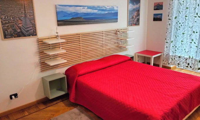 San Donato - Campidoglio Appartement | The Dream Hunter: comfort and taste in a quiet, well-served area.