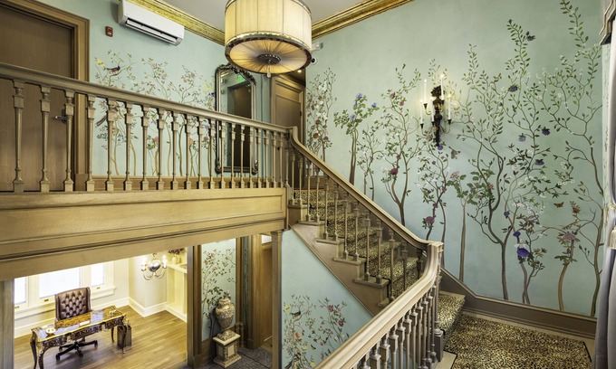 Buffalo Hôtel | The Edward Hotel