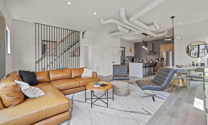 German Village Appartement | The Elegant Estate - Modern Home in Columbus