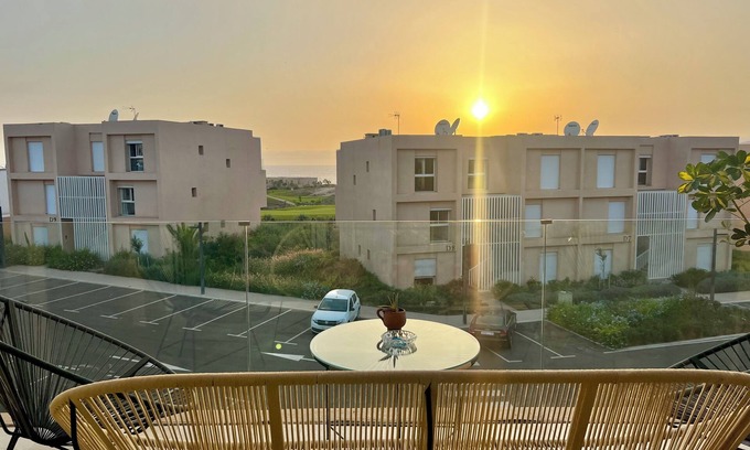 Taghazout Appartement | The Elegant with Sea View & Pools - Taghazout Bay