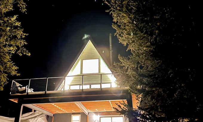 Valley of the Sun Cabine | Escape to the Mountains - Upscale A-Frame. Dog Friendly & Close to Breckenridge