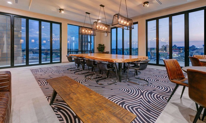 Little Elm Hôtel | The Elm, a Ramada by Wyndham
