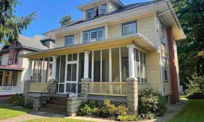 Bridgeton Maison | The Emerson House