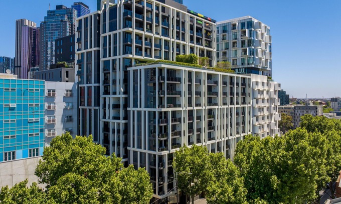 Carlton South Appartement | The Eminence Apartments by CLLIX