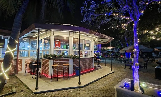 Andiambalama Hôtel | The Empyrean Airport Transit Hotel