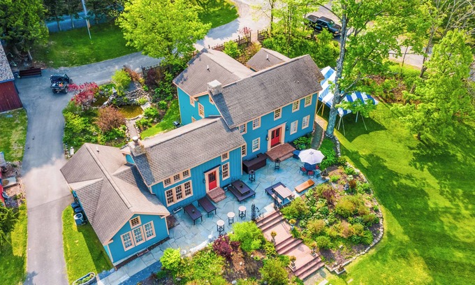 Franklin Springs Station Balnéaire | Exquisite 1860s farmhouse, serene country setting