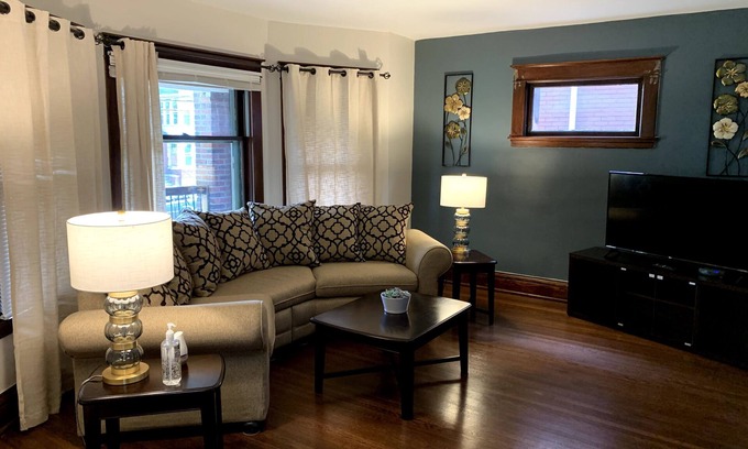 Niagara County Appartement | The Evergreen - Hear the Roar of Niagara Falls - 5 Minutes to Niagara Falls