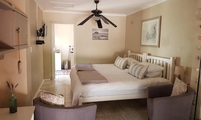 Pinelands Appartement | The Fairway