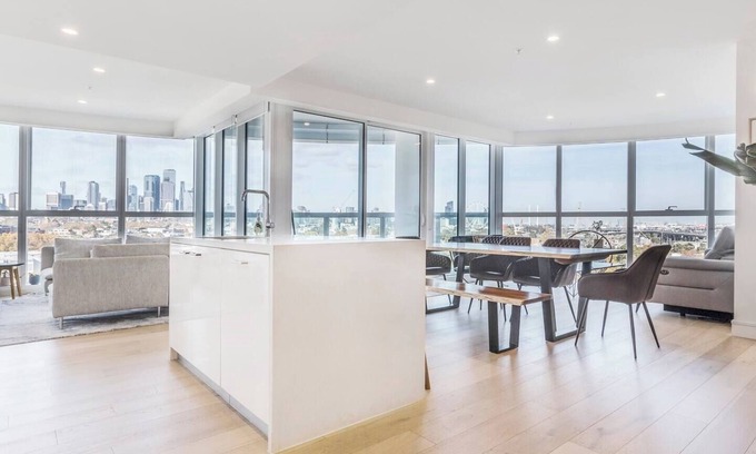 North Melbourne Appartement | The Fawn Relish in Sub Penthouse Panorama