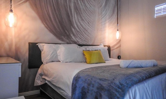 Oudtshoorn Hôtel | The Featherbed - Oudtshoorn