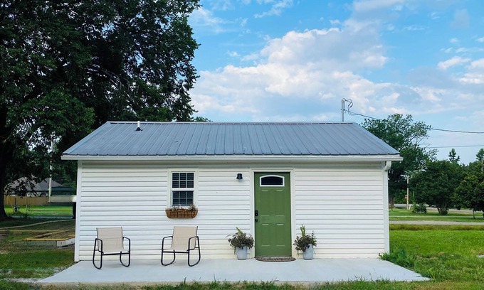 Greenwood Maison | The Fern House - Cozy Bungalow