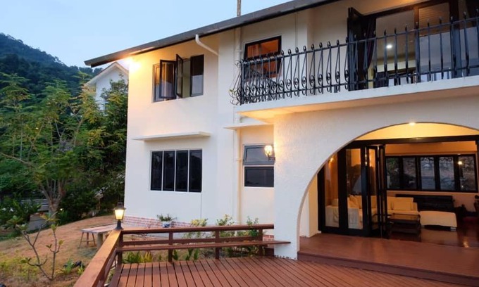 Tanjung Bungah Maison | The Ferringhi Mansion
