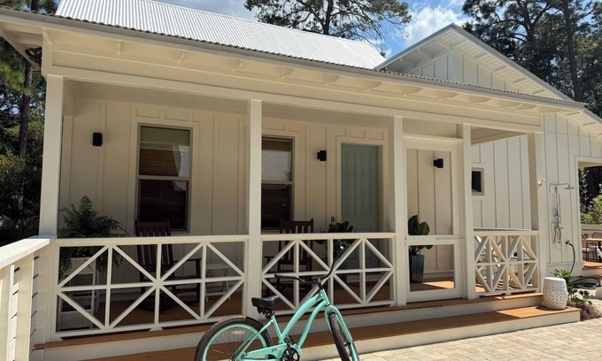 Santa Rosa Beach Appartement | The Finn Poolside 2 Bedrooms close to all of 30A