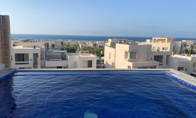 Al Alamayn Appartement | The Flamingo - Sea view penthouse with plunge pool