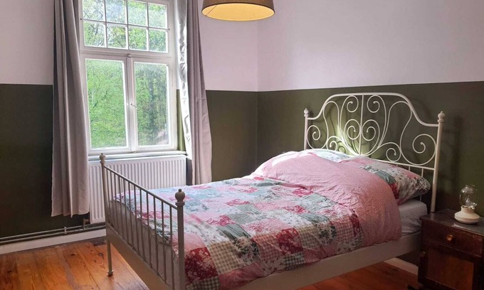 Nauen Appartement | The forester's room in the forester's lodge Nauen