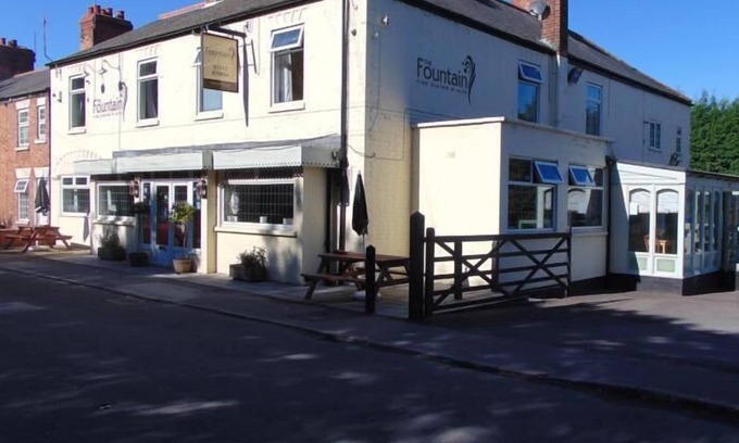 East Drayton Hôtel | The Fountain Tuxford