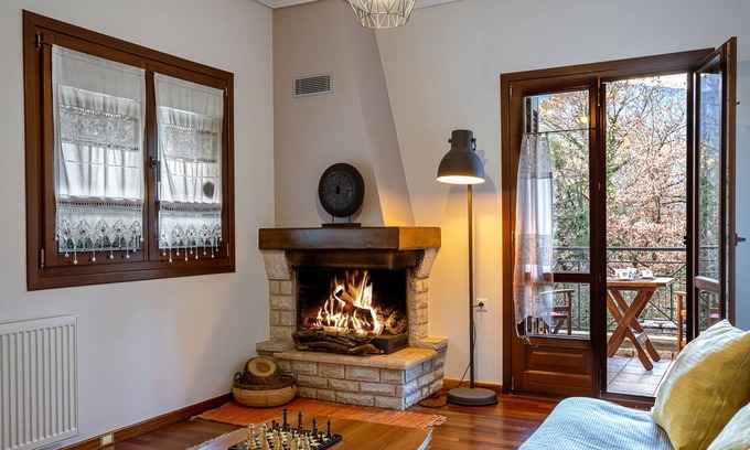 Potamia Appartement | The Foxes - Modern 1BD apartment in the Forest