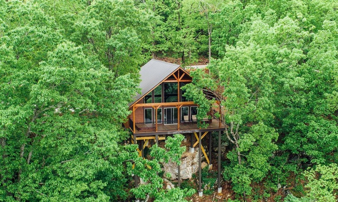 Ponca Copropriété | The Foxfire Cabin - Tree-top Getaway