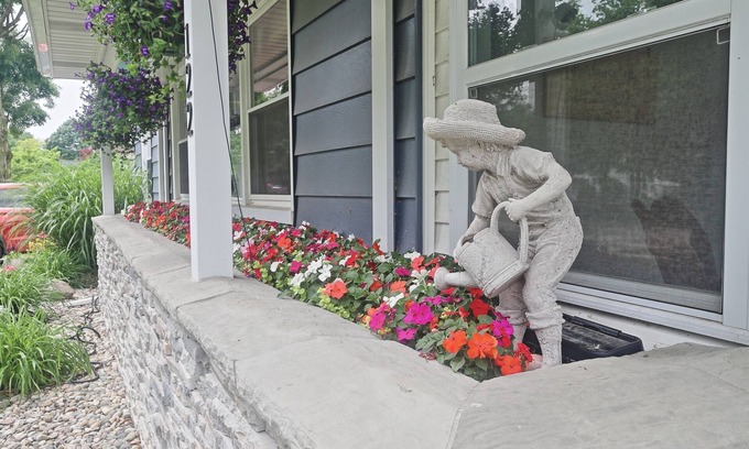 Frankenmuth Maison | The Frankenmuth Dawdy Haus - festival option