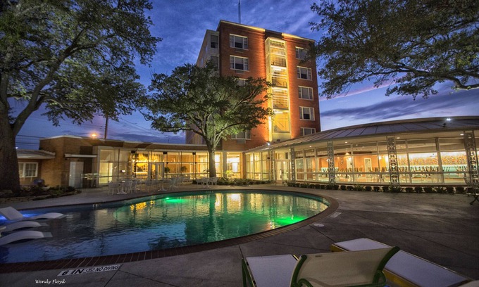Nacogdoches Hôtel | The Fredonia Hotel and Convention Center