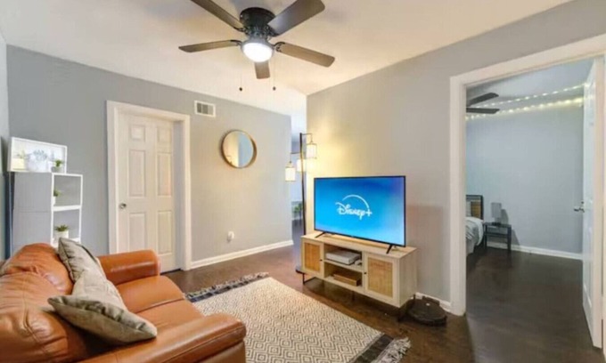 Greater Heights Appartement | The Funky 2 bed 1 bath apartment near Downtown