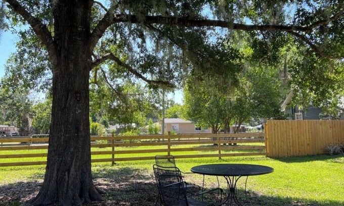 Umatilla Maison | The gateway from the city you are looking for! ❤️