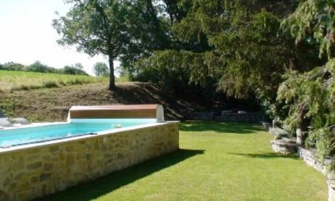 Revest-des-Brousses Maison | Maison en pleine nature Les Gavottes