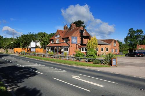 Ripley Hôtel | The George Carvery & Hotel