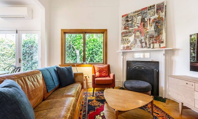 St Kilda Maison | The Georgian Classic Comfort in St Kildas Heart