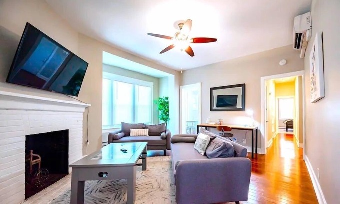 Wilmington Appartement | The Gilpin Getaway | 2BR | Free Coffee | by RedAwning
