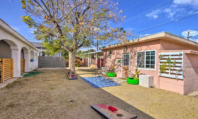 Las Vegas Appartement | 'The Goat Hut' Studio: 11 Mi to Las Vegas Strip!